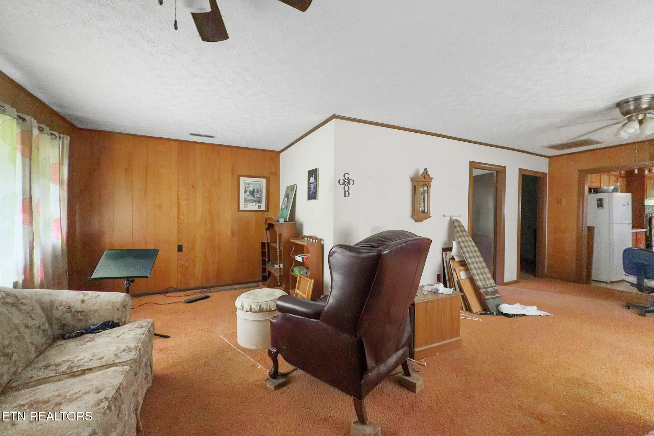 1447 Webster Road Harriman, TN 37748 - Photo 6 of 20 img_0181