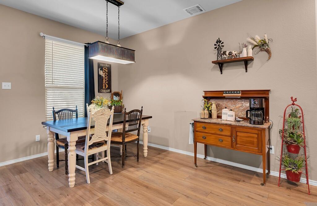 3208 Autry Road Lorena, TX 76655 - Photo 13 of 40