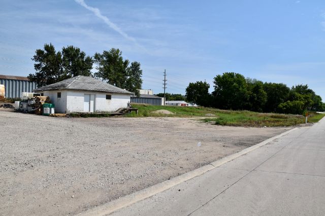 $36,000 | 506 12th Street, Sibley, IA 51249