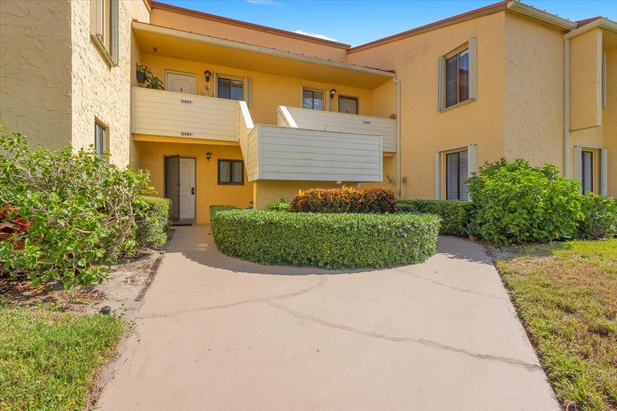 5373 Southeast Miles Grant Road, Unit 102 Stuart, FL 34997 - Photo 81 of 87 51-GG3A8035