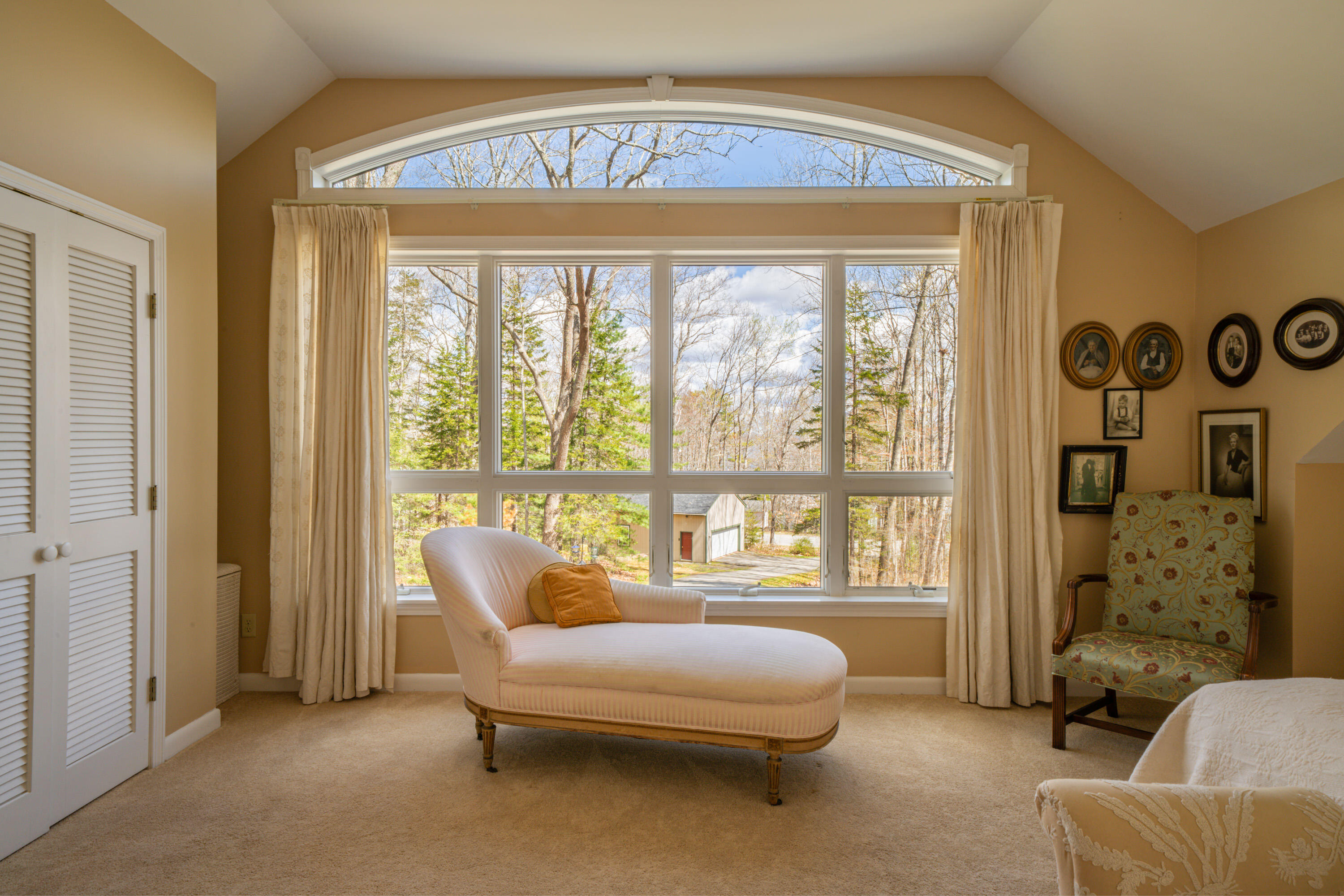 568 Bluff Road Northport, ME 04849 - Photo 23 of 46 568 Bluff Rd. Primary BR.1