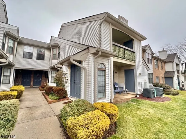 $2,700 | 211 Sunshine Court, Sayreville, NJ 08859