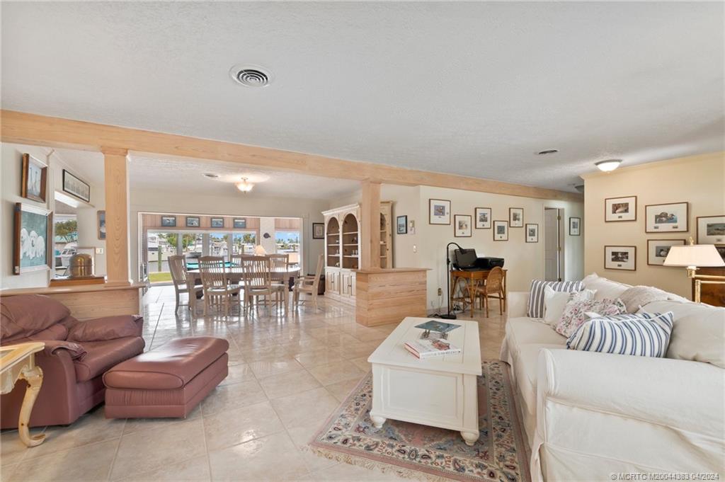1759 Southwest Dyer Point Road Palm City, FL 34990 - Photo 11 of 56 Gallery Image 11