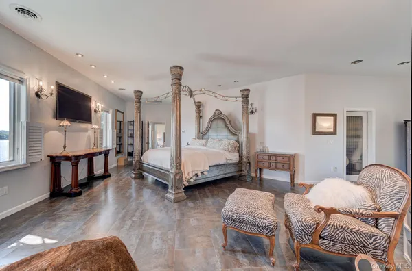 $4,250,000 | 76 Floyd Ackert Road, West Park, NY 12493