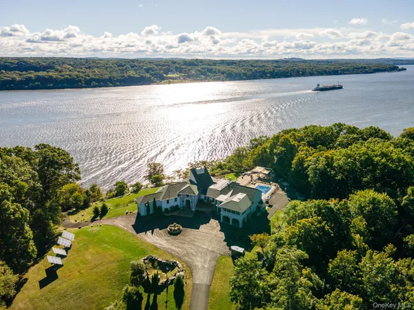 $4,250,000 | 76 Floyd Ackert Road, West Park, NY 12493