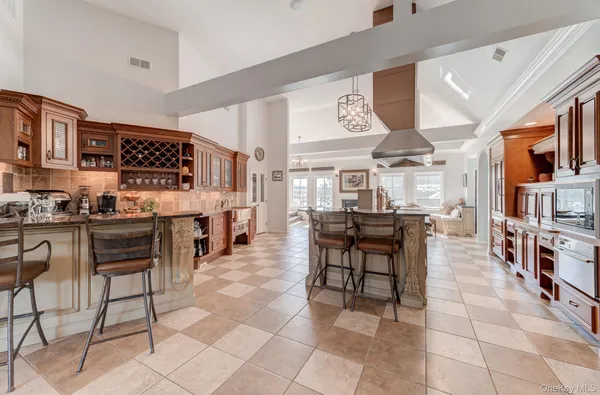 $4,250,000 | 76 Floyd Ackert Road, West Park, NY 12493