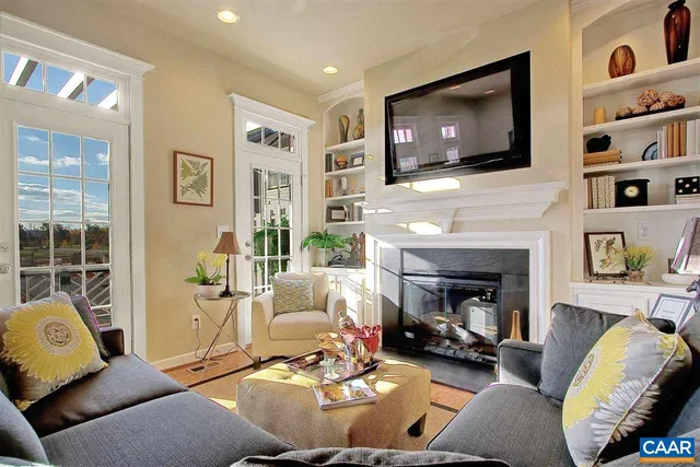 $2,650 | 393 Claremont Lane, Crozet, VA 22932