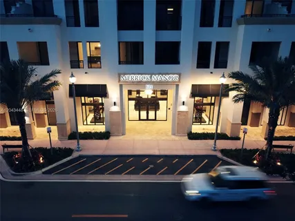 $590,000 | 301 Altara Avenue, Unit UPH1005, Coral Gables, FL 33146