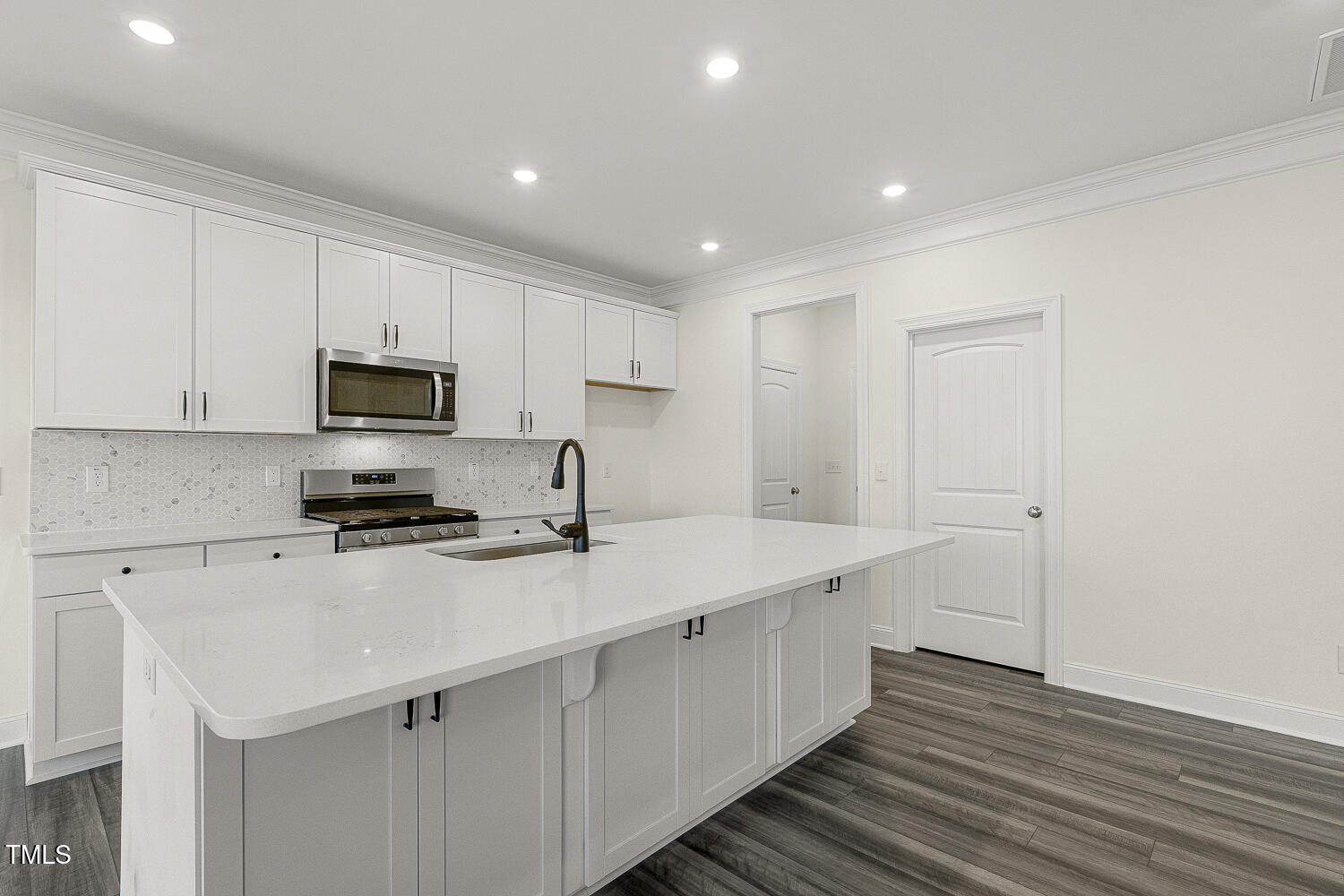 573 Highview Drive Benson, NC 27504 - Photo 17 of 51 017