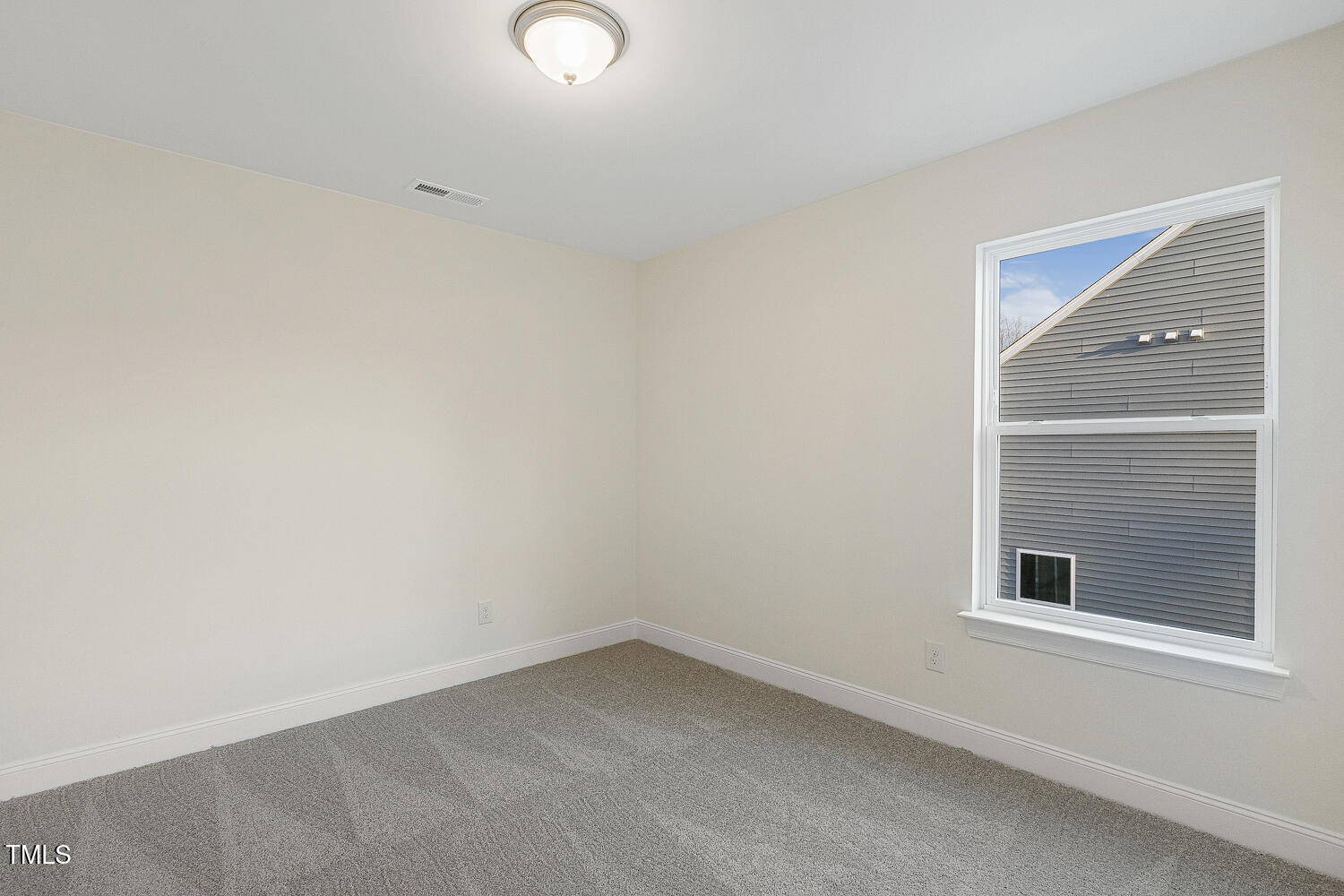 573 Highview Drive Benson, NC 27504 - Photo 29 of 51 029