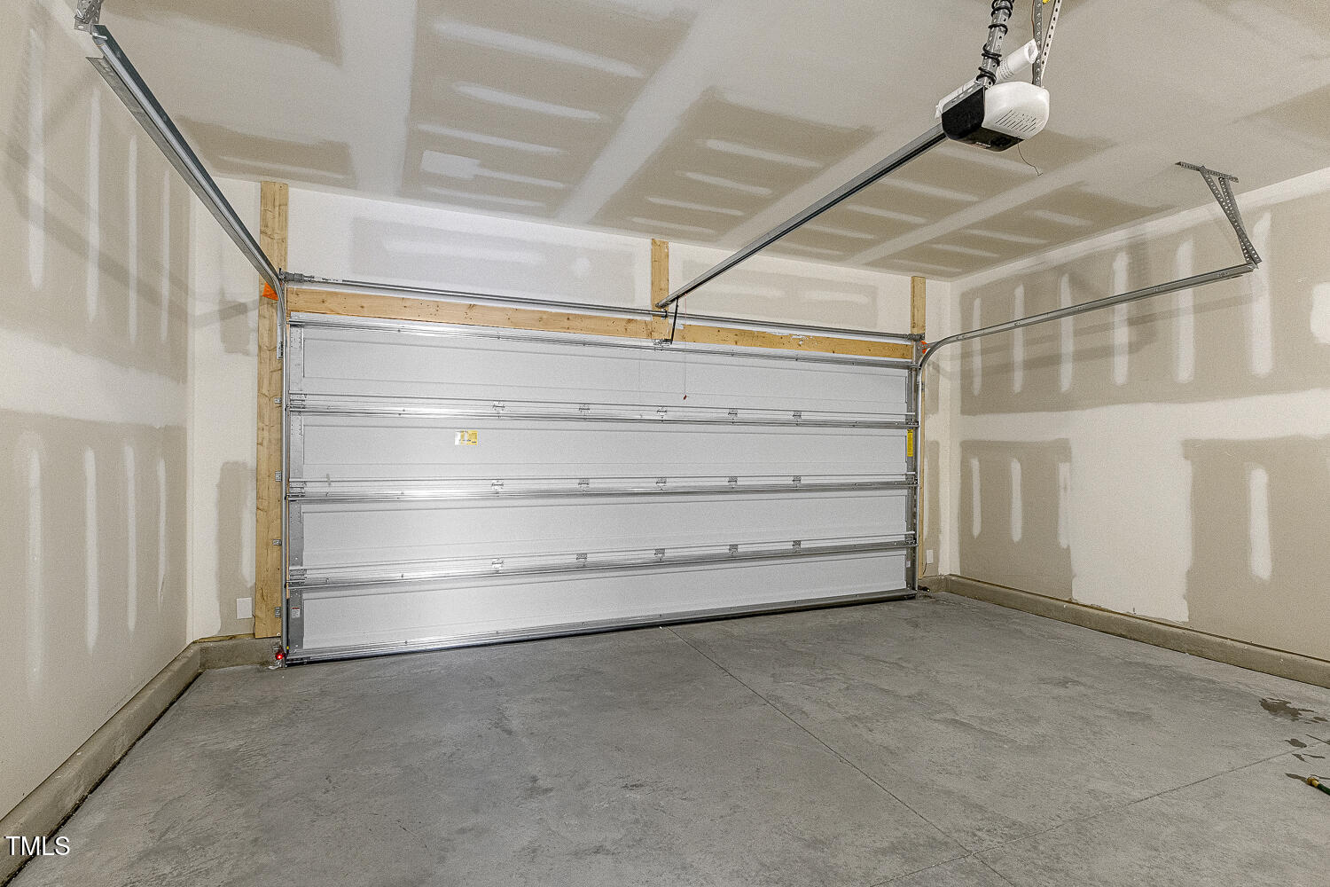 573 Highview Drive Benson, NC 27504 - Photo 39 of 51 039