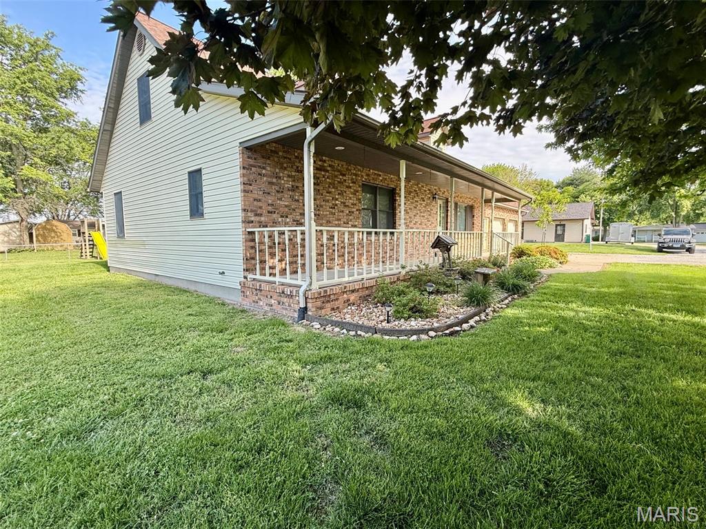 654 South 7th Street Breese, IL 62230 - Photo 13 of 57