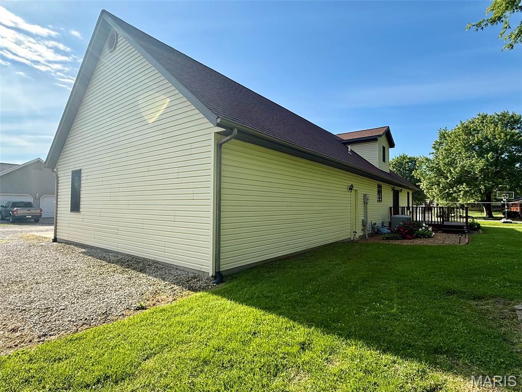 654 South 7th Street Breese, IL 62230 - Photo 4 of 57