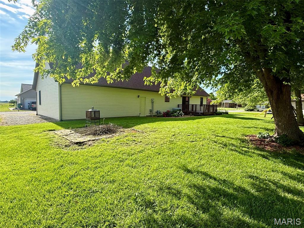 654 South 7th Street Breese, IL 62230 - Photo 5 of 57