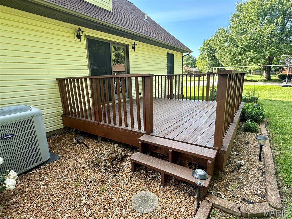 654 South 7th Street Breese, IL 62230 - Photo 10 of 57