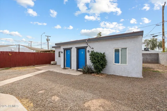 $1,000 | 703 West 1st Street, Unit 4, Mesa, AZ 85201