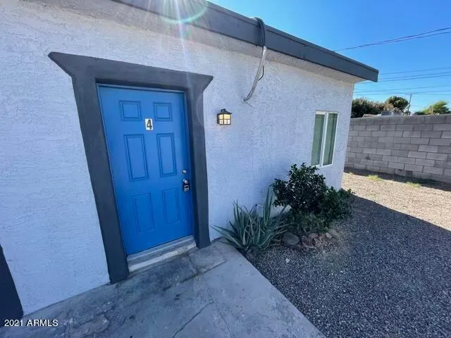 $1,000 | 703 West 1st Street, Unit 4, Mesa, AZ 85201