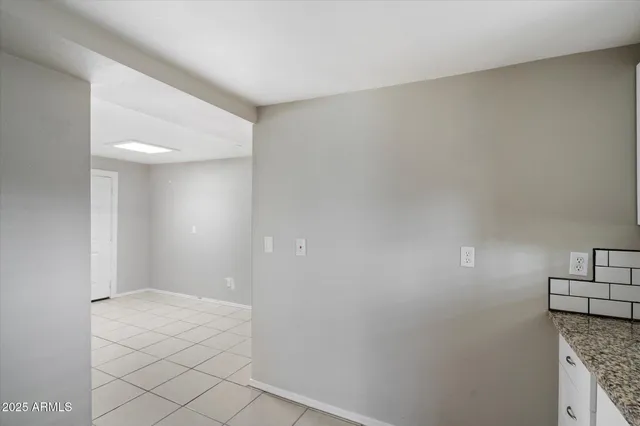 $1,000 | 703 West 1st Street, Unit 4, Mesa, AZ 85201