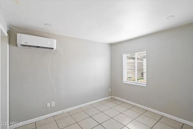 $1,000 | 703 West 1st Street, Unit 4, Mesa, AZ 85201