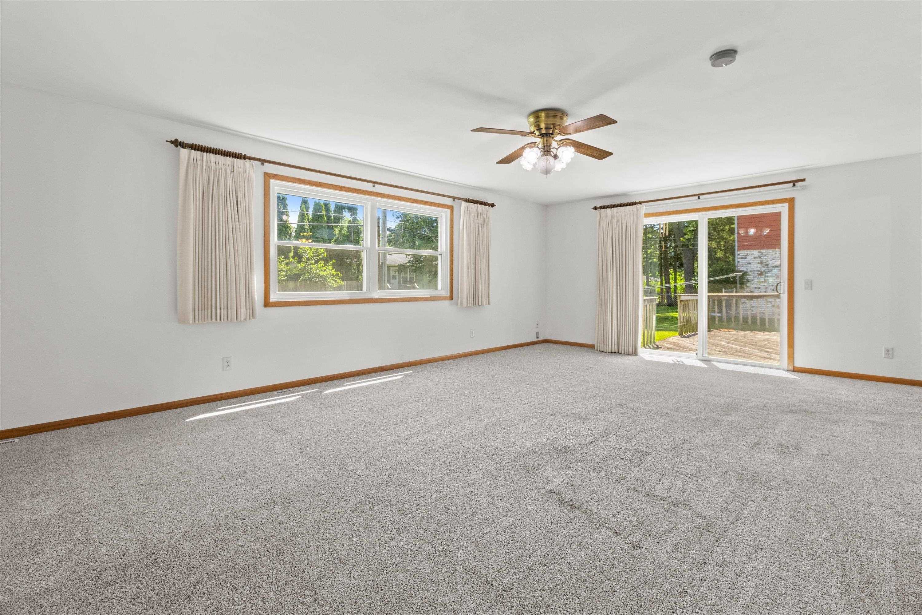 1813 Windom Way Madison, WI 53704 - Photo 16 of 34