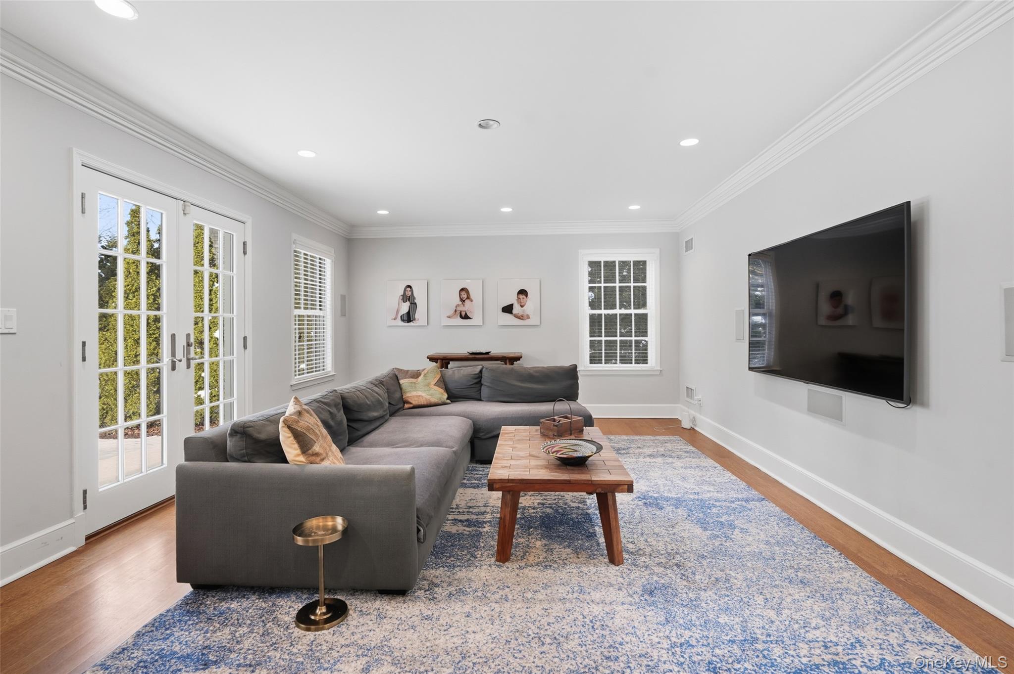 51 Paddington Road Scarsdale, NY 10583 - Photo 12 of 43 Family Room