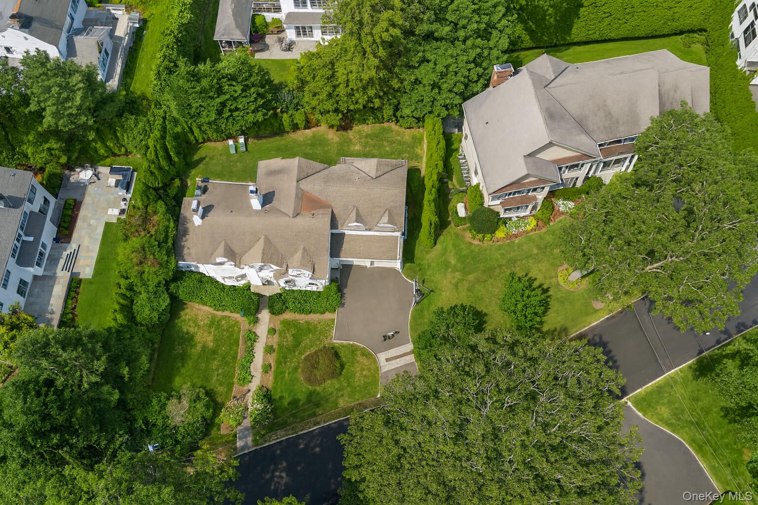 51 Paddington Road Scarsdale, NY 10583 - Photo 40 of 43