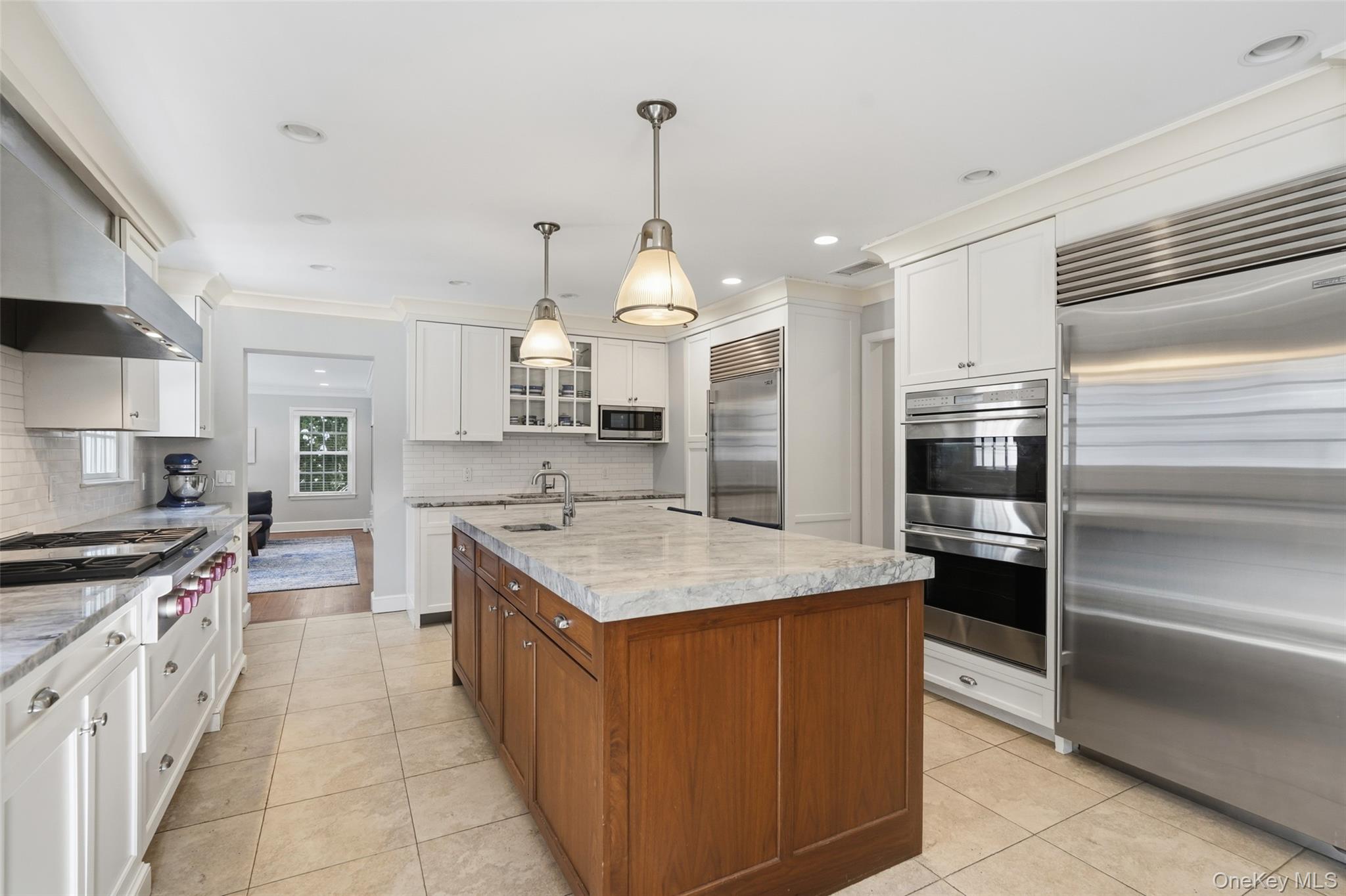 51 Paddington Road Scarsdale, NY 10583 - Photo 6 of 43