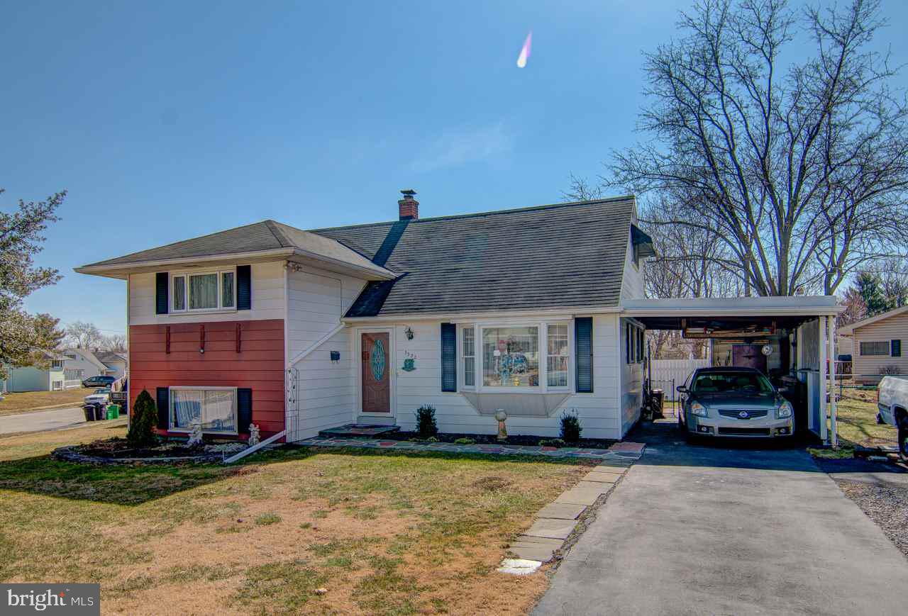 1532 Devers Road York, PA 17404 - Photo 3 of 16