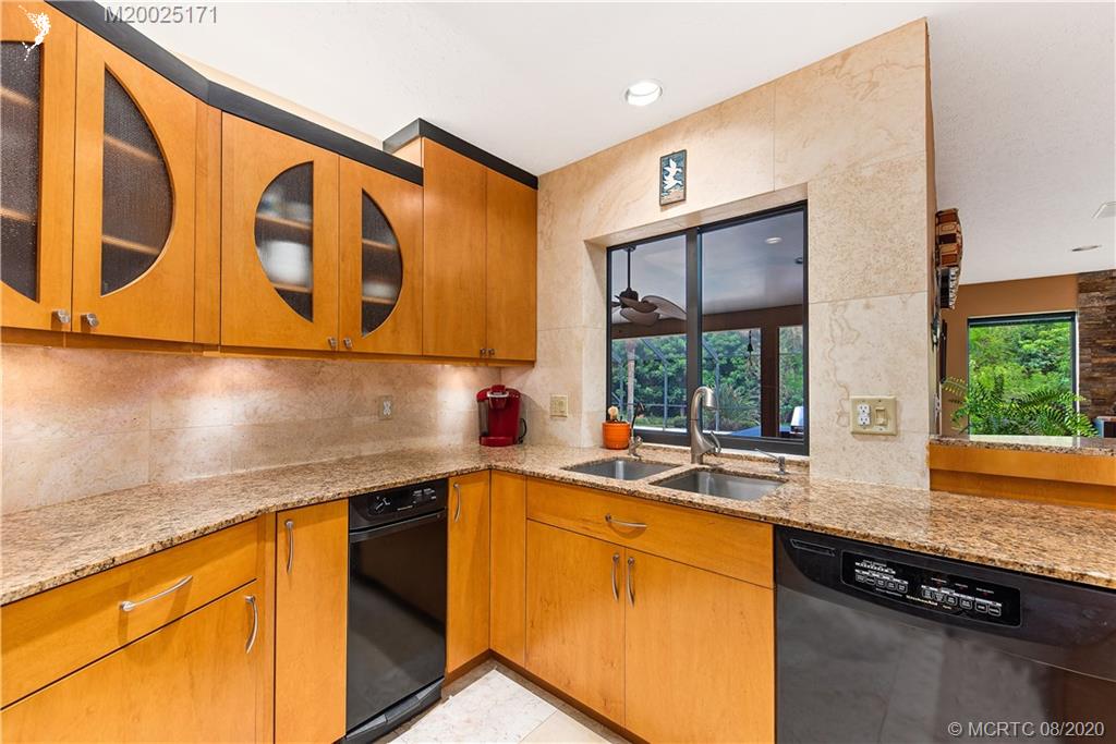 2162 Southwest Racquet Club Drive Palm City, FL 34990 - Photo 11 of 48