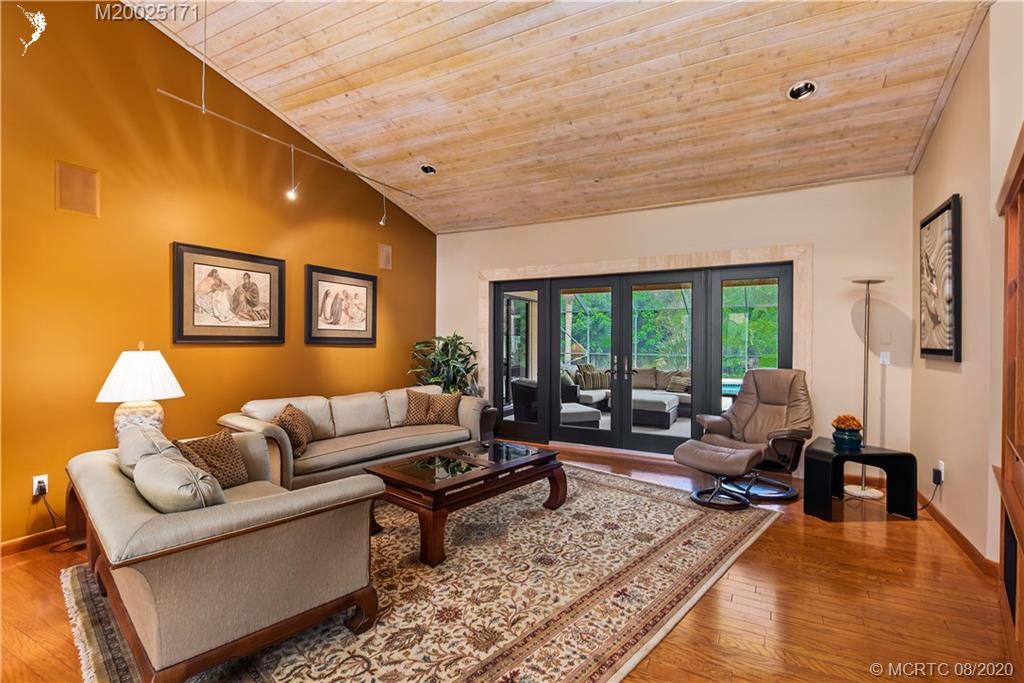 2162 Southwest Racquet Club Drive Palm City, FL 34990 - Photo 4 of 48