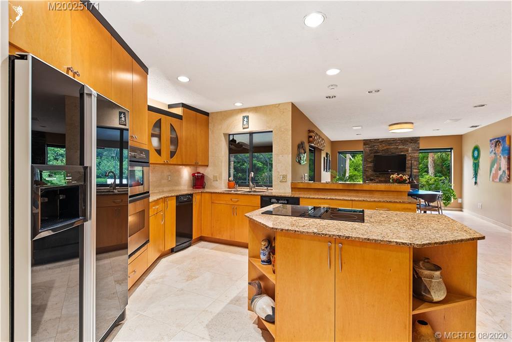 2162 Southwest Racquet Club Drive Palm City, FL 34990 - Photo 9 of 48