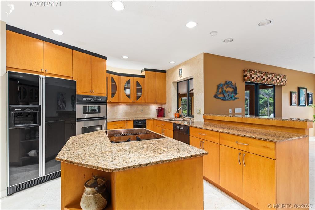 2162 Southwest Racquet Club Drive Palm City, FL 34990 - Photo 10 of 48