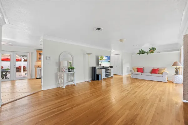 $829,000 | 5284 Northeast 18th Terrace, Fort Lauderdale, FL 33308