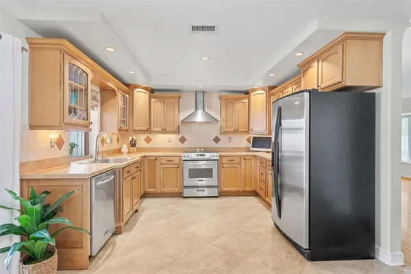 $829,000 | 5284 Northeast 18th Terrace, Fort Lauderdale, FL 33308