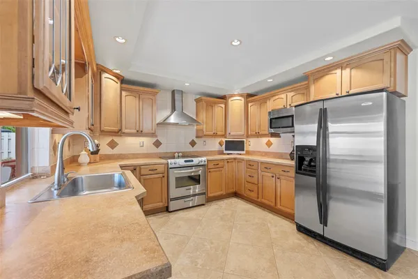 $829,000 | 5284 Northeast 18th Terrace, Fort Lauderdale, FL 33308