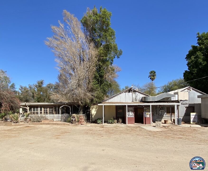 796 West Wahl Road El Centro, CA 92243 - Photo 1 of 1 Gallery Image 1