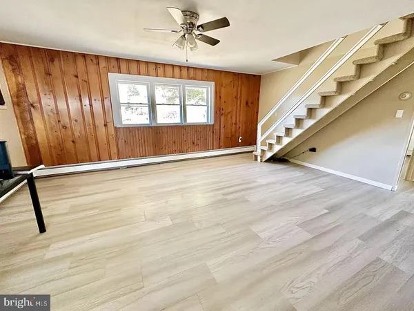 $2,540 | 289 Goldenridge Drive, Levittown, PA 19057