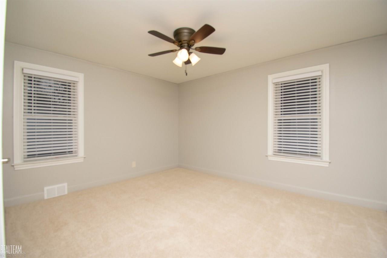 5546 Harvard Road Detroit, MI 48224 - Photo 15 of 34 31365702-14.JPG