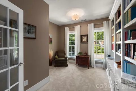 $1,075,000 | 3702 Selwyn Avenue, Charlotte, NC 28209