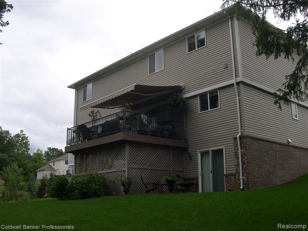 142 Spruce Lane Rochester, MI 48307 - Photo 23 of 23 Rear Elevation