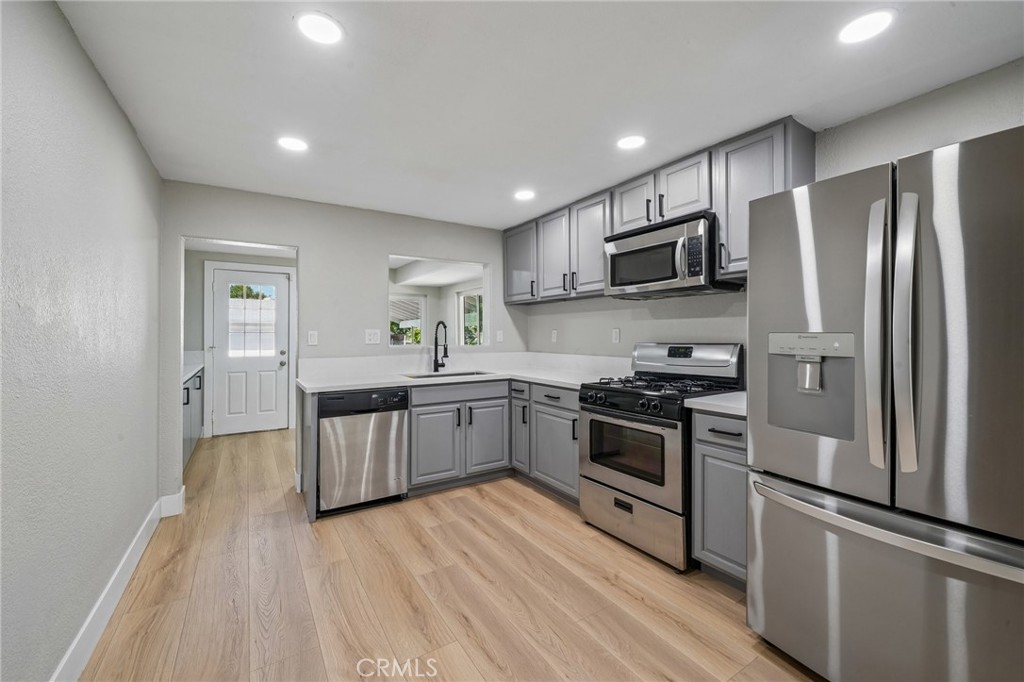 2743 12th Street Riverside, CA 92501 - Photo 20 of 62
