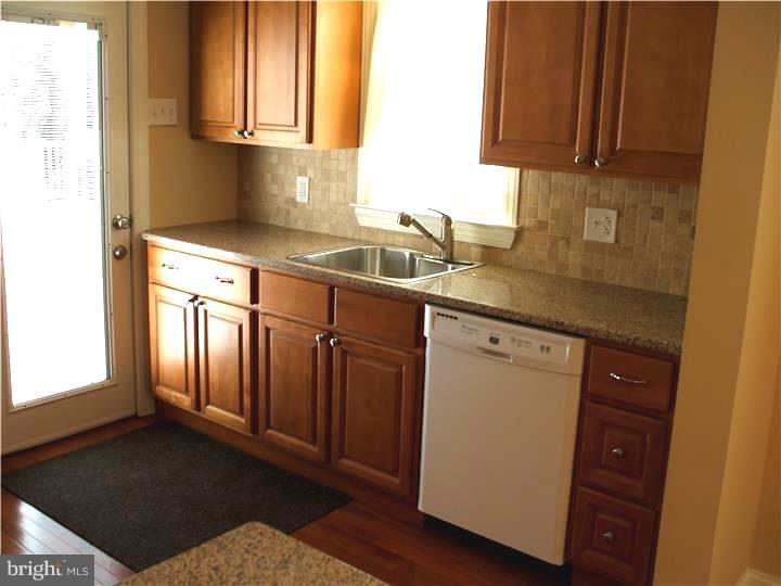 783 Braxton Road Ridley Park, PA 19078 - Photo 2 of 25 Kitchen
