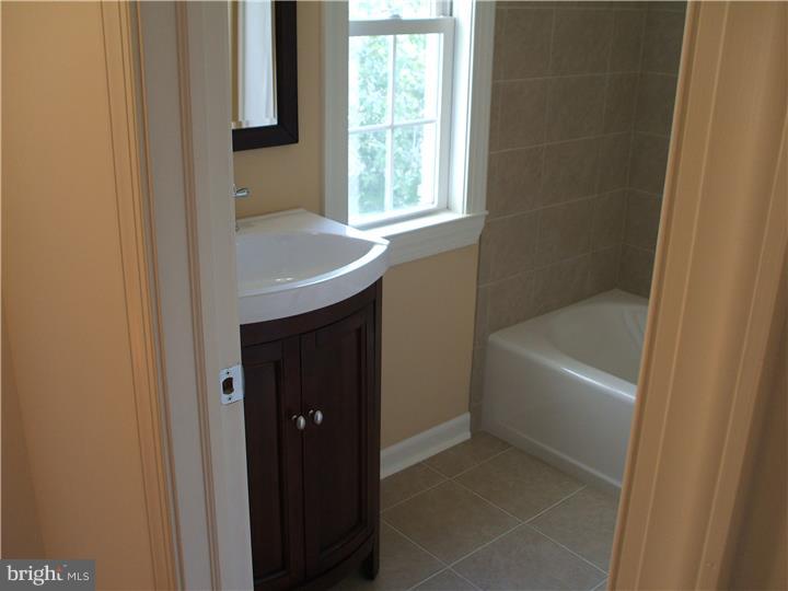 783 Braxton Road Ridley Park, PA 19078 - Photo 12 of 25 Bathroom
