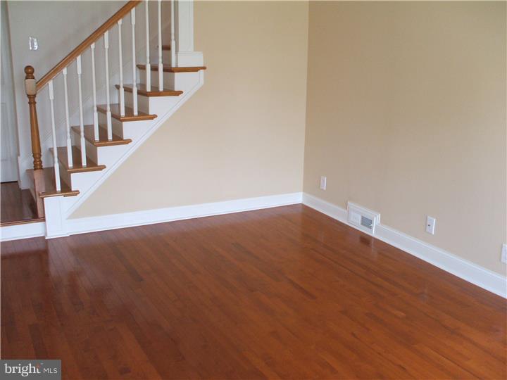 783 Braxton Road Ridley Park, PA 19078 - Photo 8 of 25 Living Room