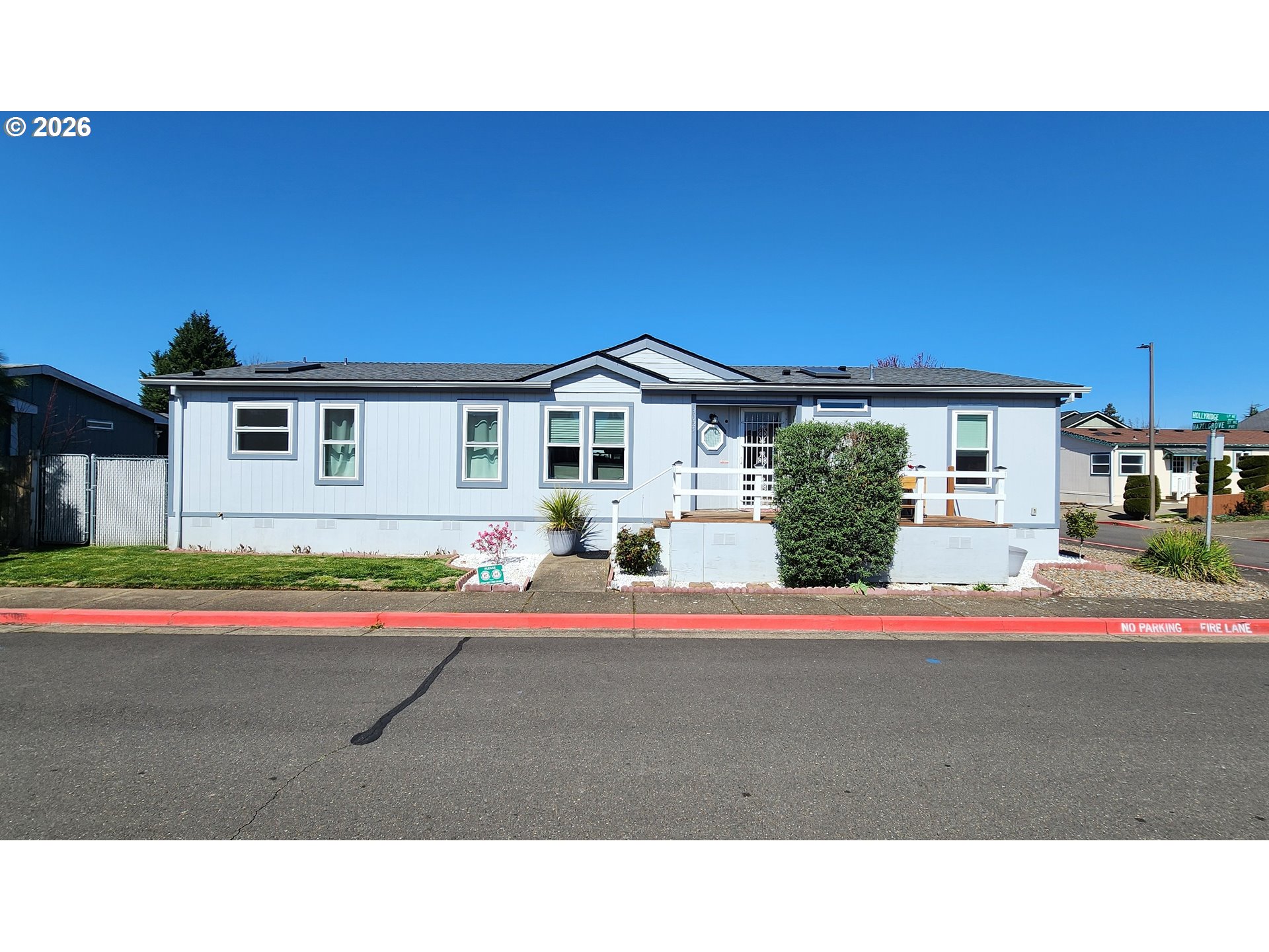 3025 Hollyridge Loop Northeast Salem, OR 97305 - Photo 1 of 23