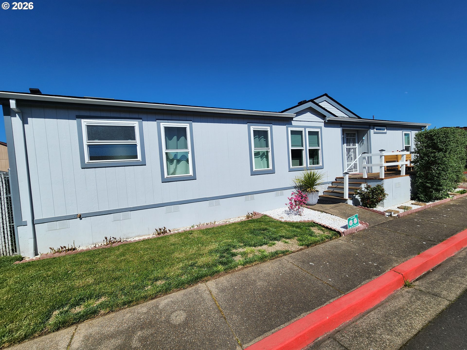 3025 Hollyridge Loop Northeast Salem, OR 97305 - Photo 6 of 23
