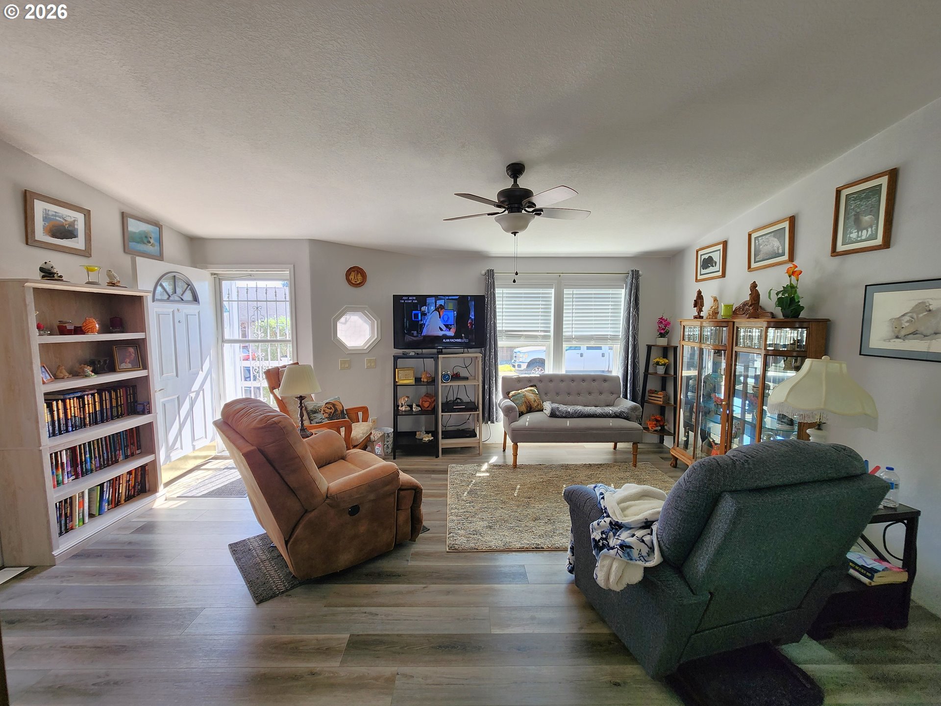 3025 Hollyridge Loop Northeast Salem, OR 97305 - Photo 7 of 23