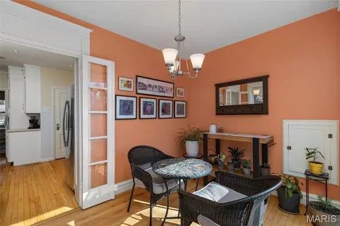 $675,000 | 7330 Kingsbury Boulevard, St. Louis, MO 63130