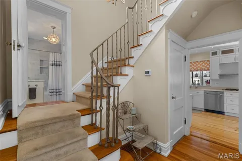 $675,000 | 7330 Kingsbury Boulevard, St. Louis, MO 63130