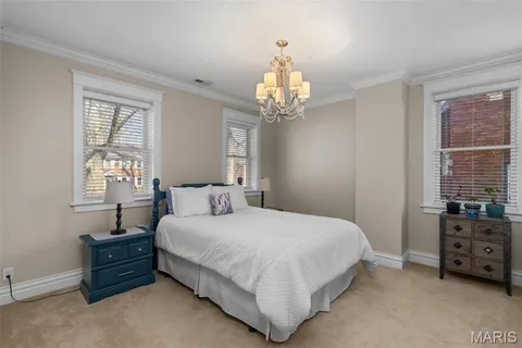 $675,000 | 7330 Kingsbury Boulevard, St. Louis, MO 63130